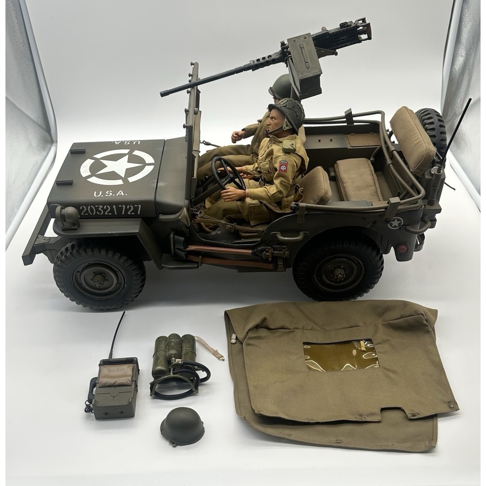 21ST CENTURY ULTIMATE SOLDIER WWII WILLYS JEEP MB .50 CAL 1/6 24" + FIGURES